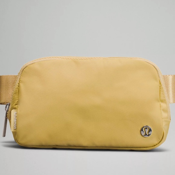 New in package Lululemon everyday belt bag - Picture 1 of 1